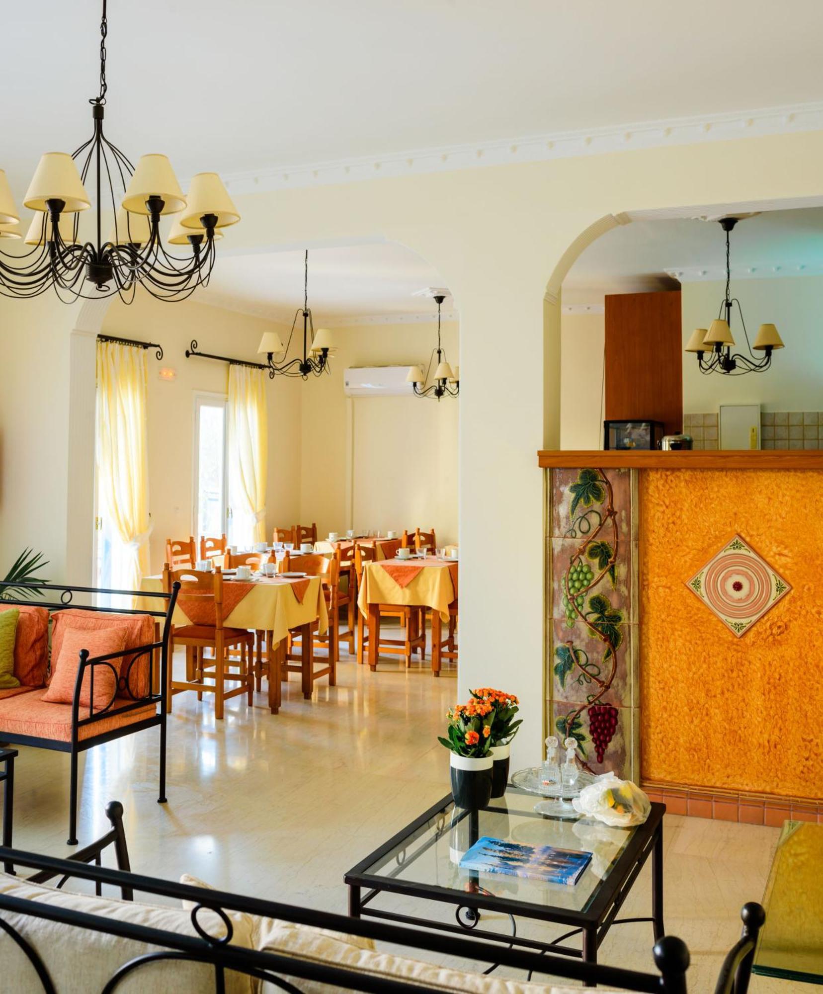 Karidis Hotel Kamári Buitenkant foto
