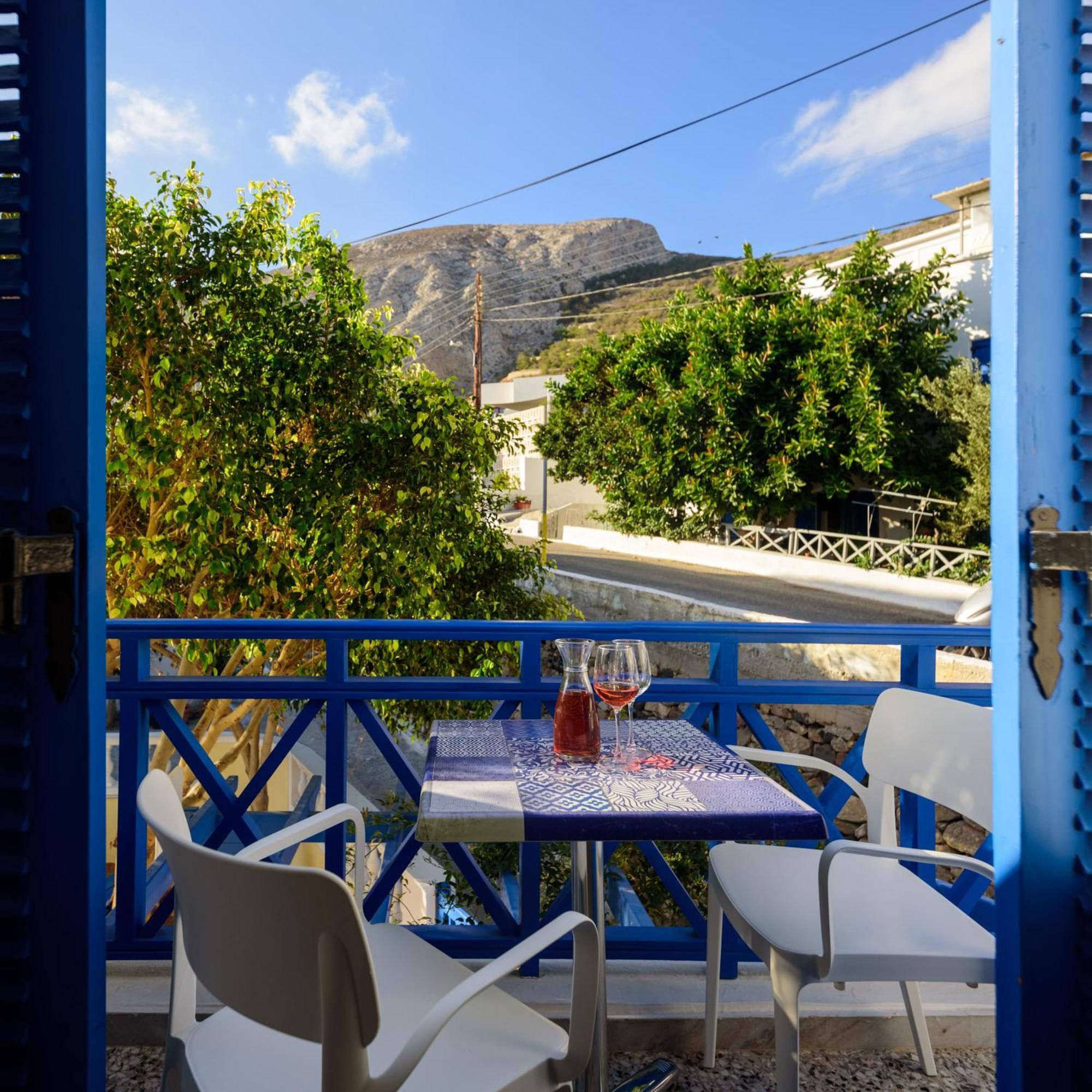 Karidis Hotel Kamári Buitenkant foto