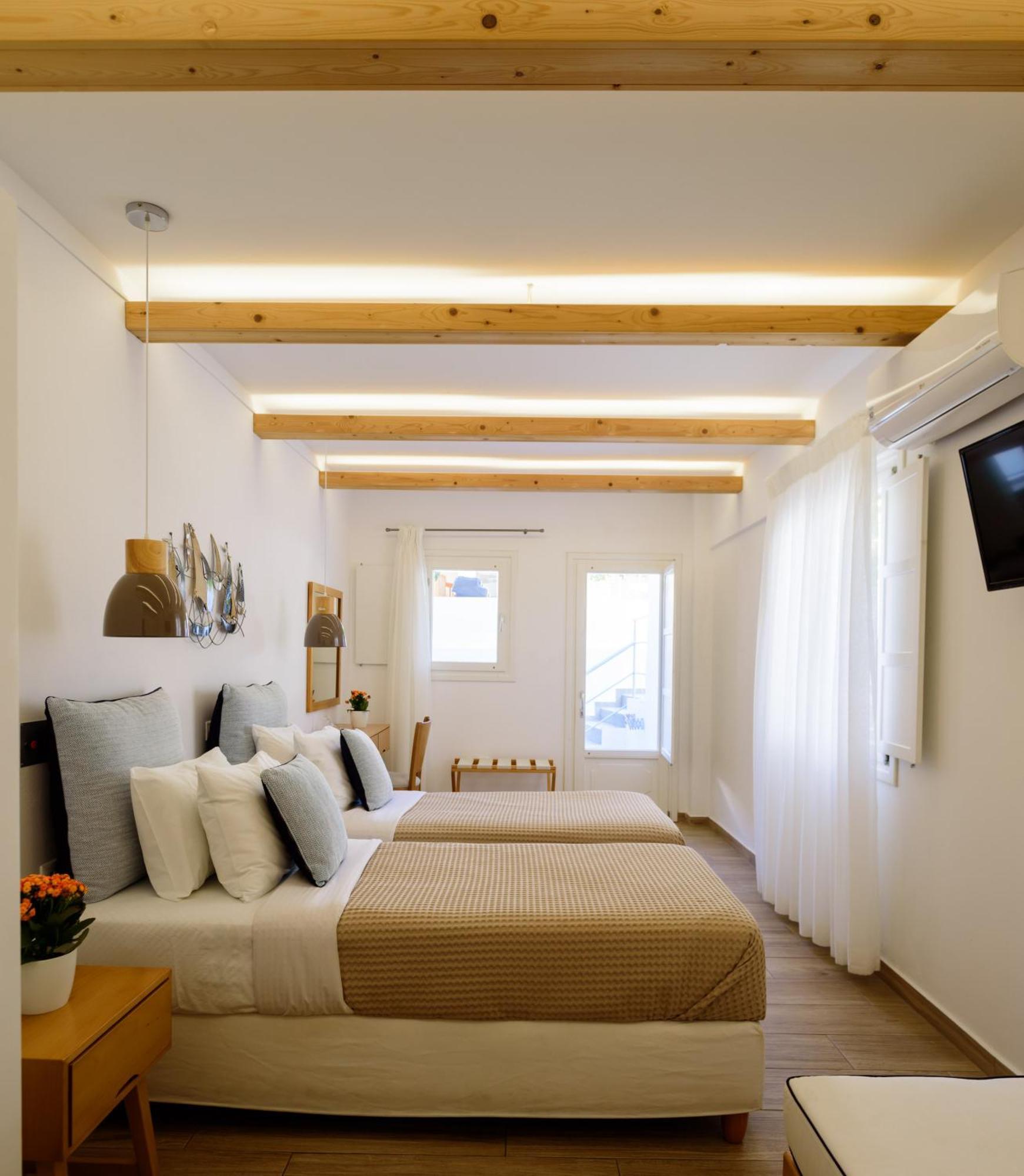 Karidis Hotel Kamári Buitenkant foto